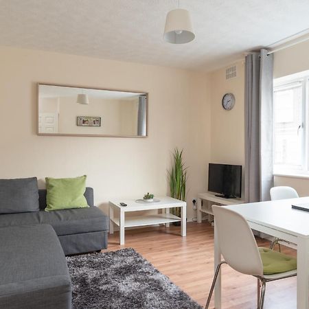 Luxury Central Link Luton/London/M1/Airport/Station/Long Stay Luton (Bedfordshire) Exterior photo